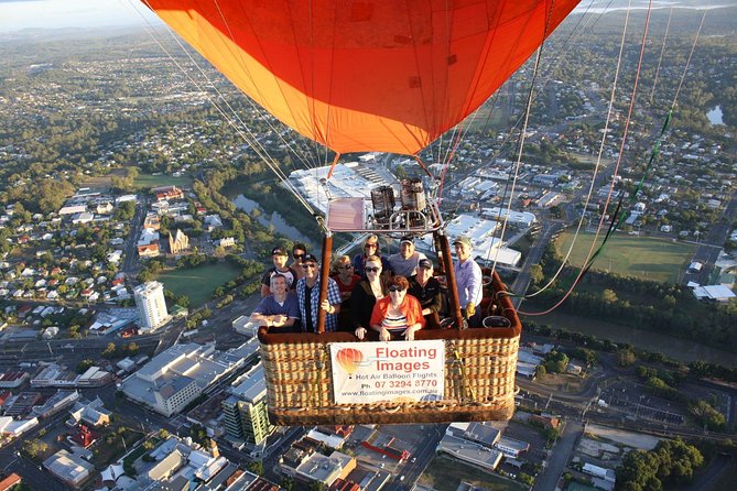 Brisbane's closest Hot Air Balloon Flights - City & Country views - 1 hr flight! - Watching the balloon come alive