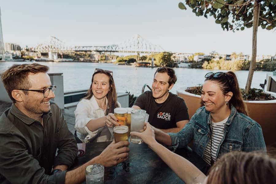 Brisbane: Small-Group 3-Hour Walking Tour with a Drink - Key points to know before booking