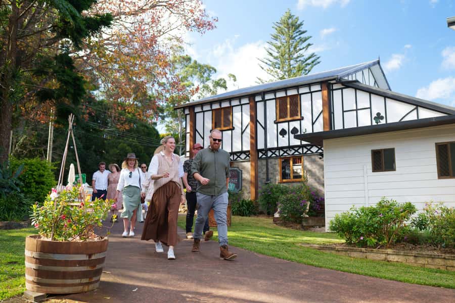 Brisbane: Tamborine Wine & Distillery Tour - Tamborine Mountain Distillery: a welcome change of pace