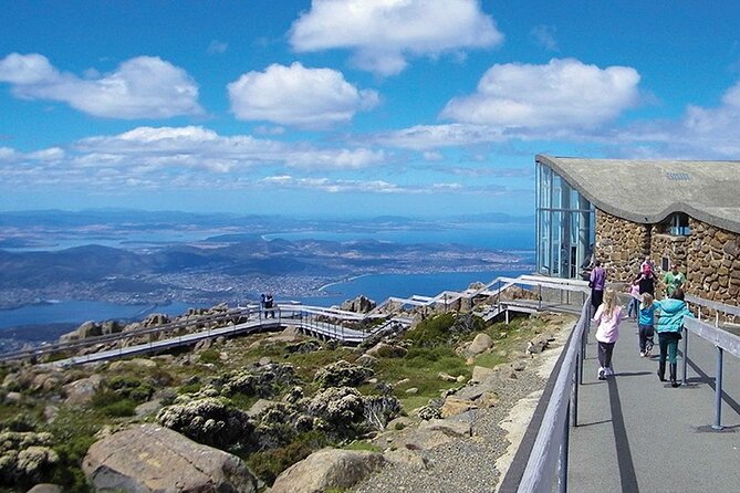 Bruny Island Traveller - Gourmet Tasting and Sightseeing Day Trip from Hobart - Honey, chocolate and the sweet finish