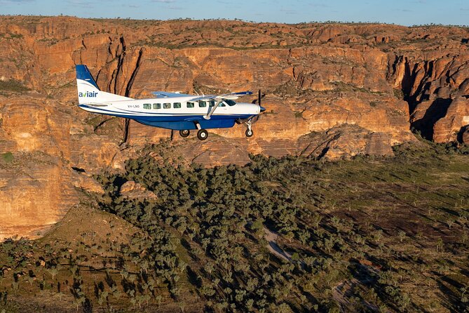 Bungle Bungle Flight & Domes To Cathedral Gorge Walking Tour - Walking the Domes, then entering Cathedral Gorge