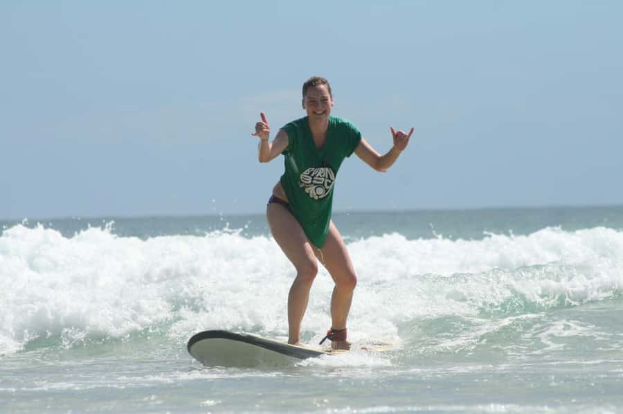 Byron Bay: Group Surf Lesson with Instructor - Paddling, wave choice, and the first attempts