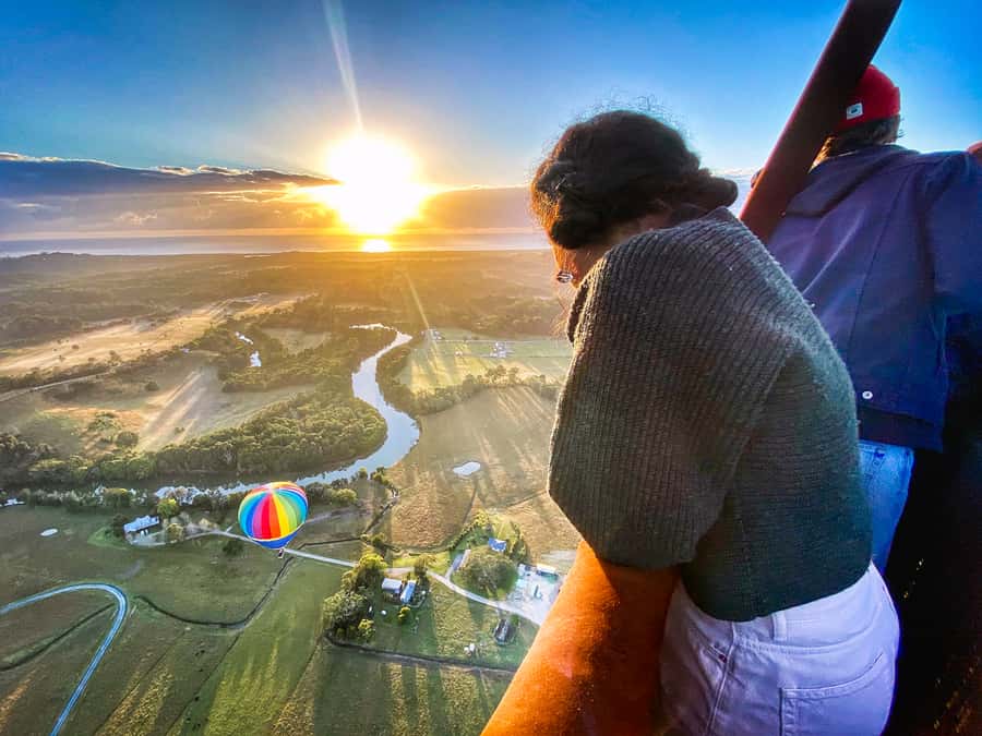 Byron Bay: Sunrise Hot Air Balloon Flight with Breakfast - Who should book this morning?