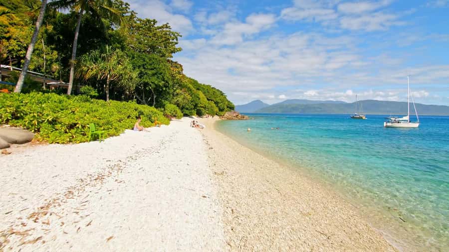 Cairns: 2-Day Great Barrier Reef and Fitzroy Island Tour - Food, equipment, and what you should pack
