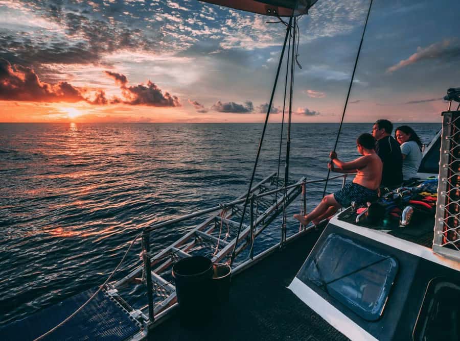 Cairns: 2-Day Great Barrier Reef Dive and Snorkel Boat Trip - Boarding in Cairns and getting settled