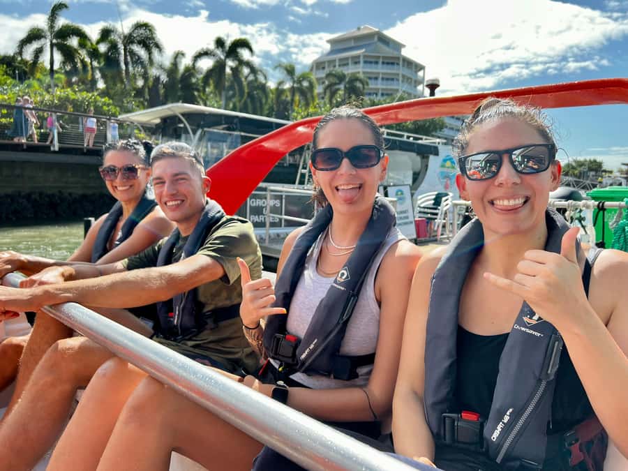 Cairns: 35-Minute Jet Boating Ride - The captains make a big difference