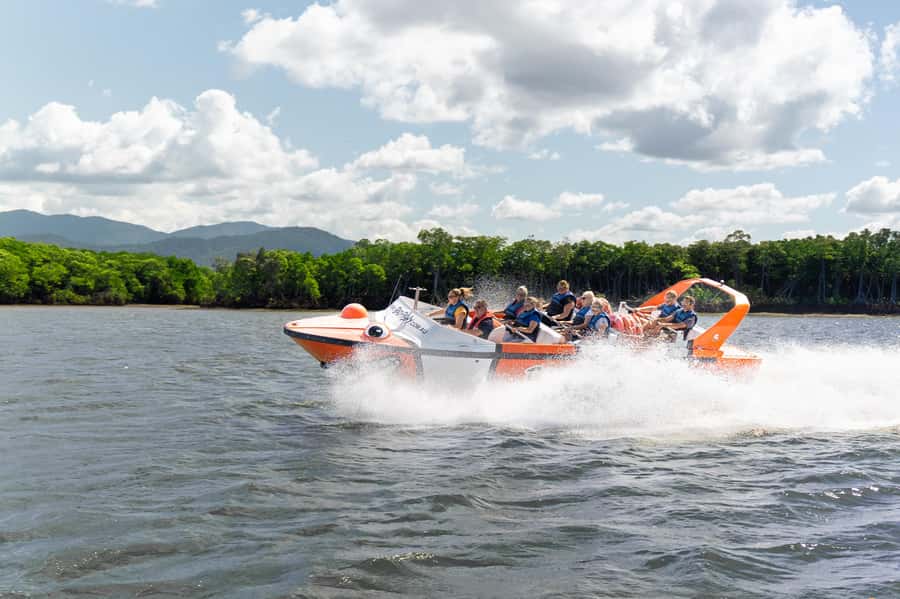 Cairns: 35-Minute Jet Boating Ride - Who should book this ride?