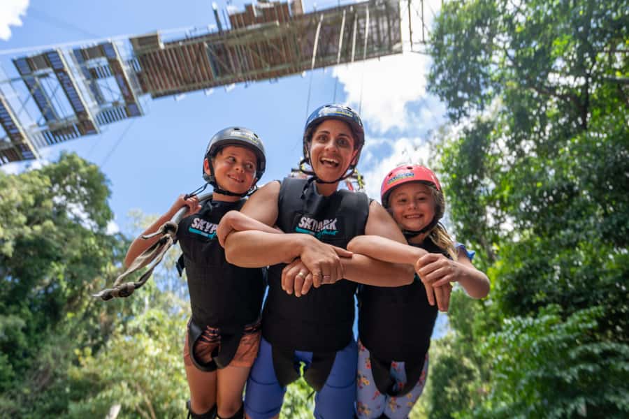 Cairns: Giant Swing - Why riding with friends changes the experience
