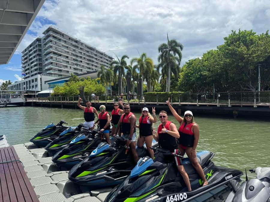 Cairns: Guided Jetski Tour 30 or 60 min - The 30-minute route: speed with a city view