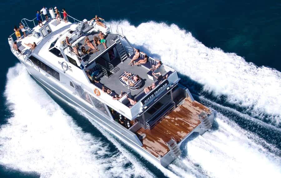 Cairns: Outer and Coral Cay Snorkel and Dive Cruise - Key things to know before you book