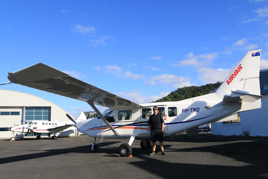Cairns: Outer Edges of The Great Barrier Reef Scenic Flight - Key points before you book