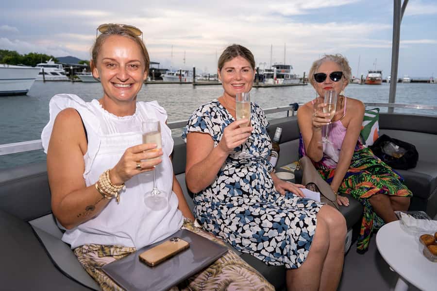 Cairns: Sunset River Cruise with Snack and Drinks - Golden hour, clouds, and the sunset question