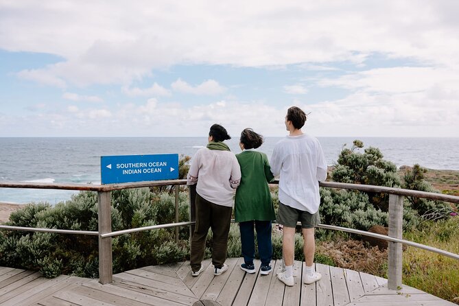 Cape Leeuwin Lighthouse Fully-guided Tour - Weather, flies, and the practical side