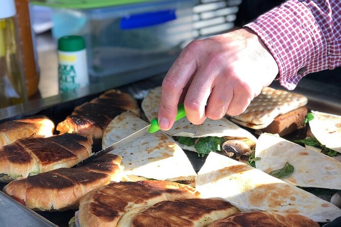 Chef-Led Hunter Valley Gourmet Food and Wine Day Tour from Sydney - The bottom line: a food tour first, wine tour second