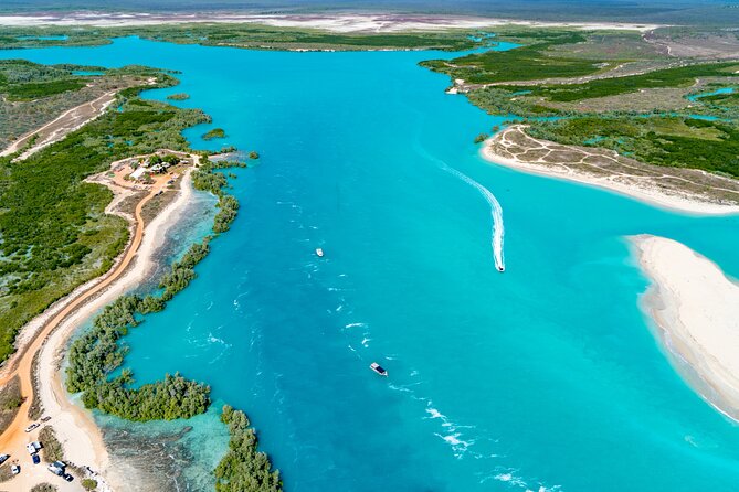 Colours of Broome: Stunning 30-Minute Scenic Helicopter Flight - Roebuck Bay and Dampier Creek finish the picture
