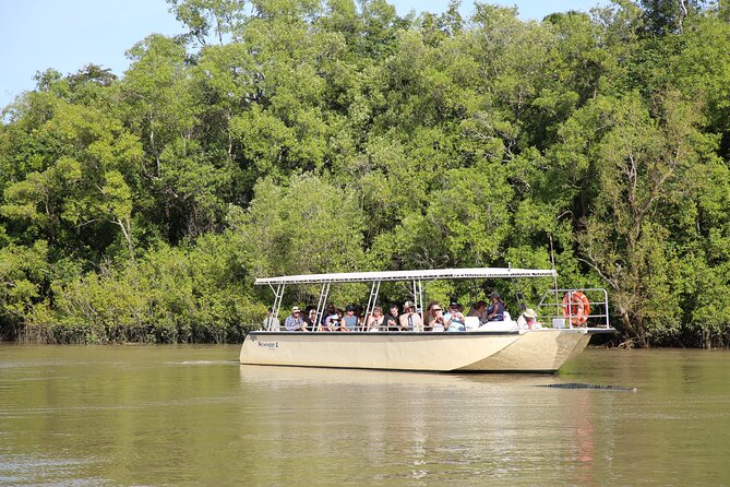 Darwin: Pathfinder Original Jumping Crocodile Cruise - Safety without losing the sense of danger