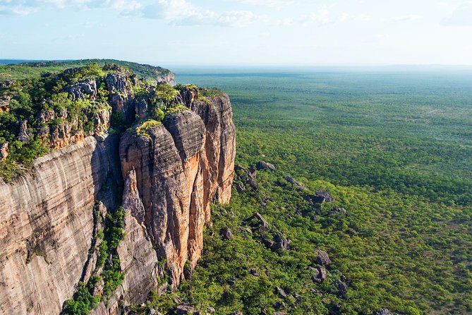 Darwin to Kakadu Day Trip by Air Including Yellow Water Cruise - Lunch, the cultural center, and a short break