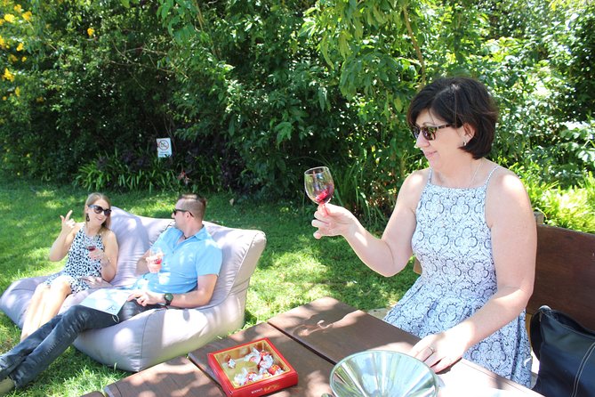Deluxe Wine Tour to Tamborine Mountain, includes two course lunch - Lunch is more than a quick stop