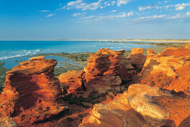 DINOSAUR ADVENTURE CRUISE - With Beachside Tapas and Cocktails - Dampier Creek and the modern wildlife