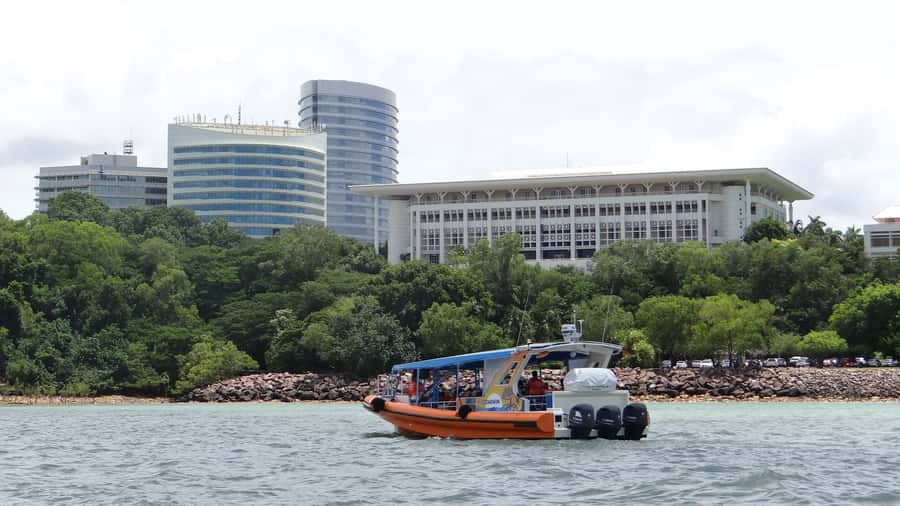 Discover Darwin Harbour: Darwin Harbour Afternoon Cruise - Setting out across Darwin Harbour