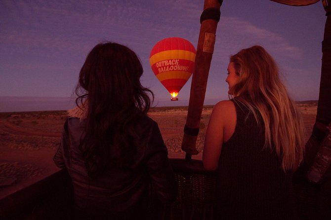 Early Morning Ballooning in Alice Springs - The landing site is part of the experience