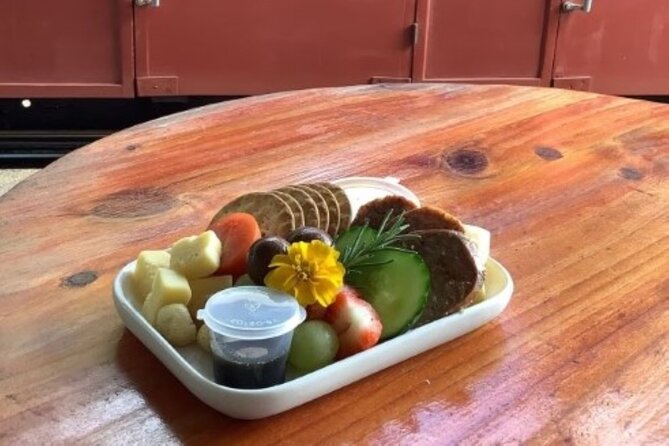Enjoy a VIP Booth Shared Experience From Gympie - A relaxed rail day from Gympie
