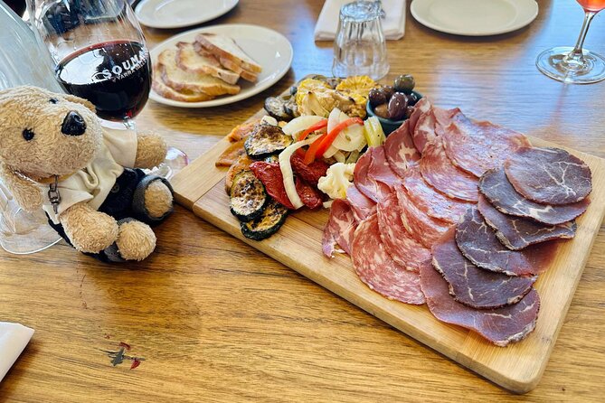 Epic Yarra Valley Wine Tour + Lunch, Chocolate & Gin/Beer Option - Gin at Four Pillars or beer at Watts River