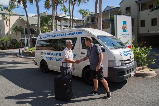 Established Return Airport Transfer Proserpine to Airlie Beach - The ride itself: air conditioning, luggage space, and shared stops