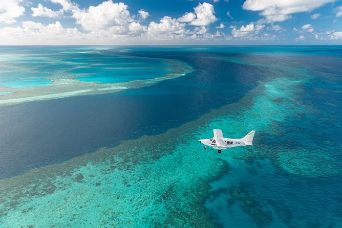 Fly Raft Package: Whitehaven Beach, Snorkel and Scenic Flight - The early flight from Whitsunday Airport