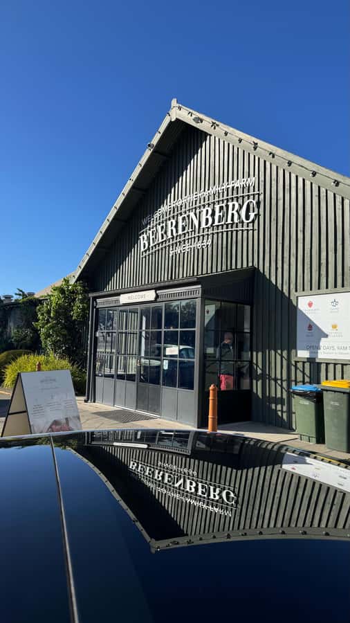 From Adelaide: Hahndorf and Barossa Day Tour with Lunch - Chocolate and gelato beside the vineyards