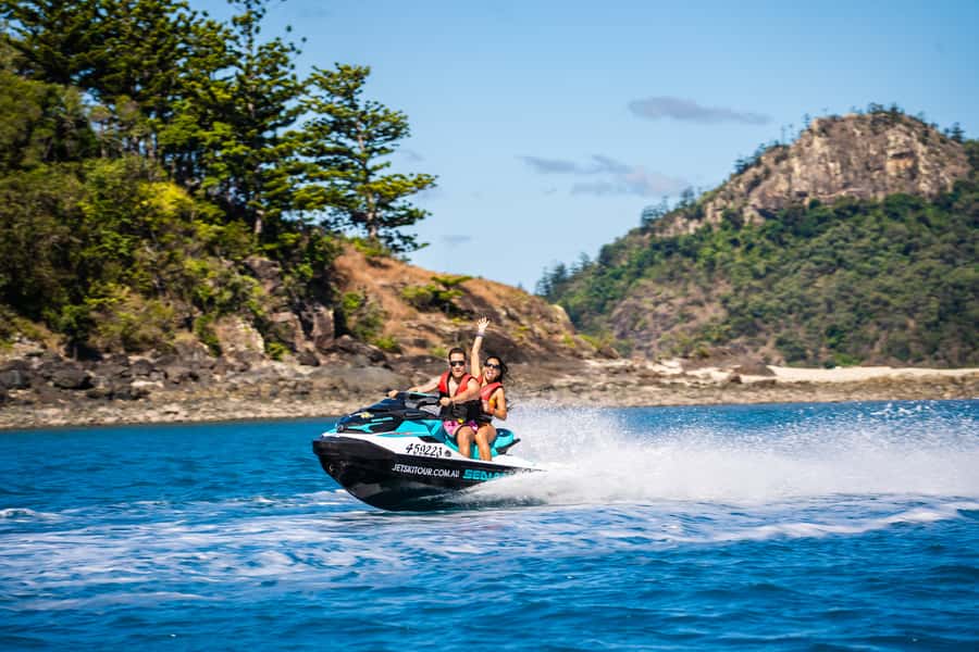 From Airlie Beach: Two-Island Safari - Getting ready with the right gear