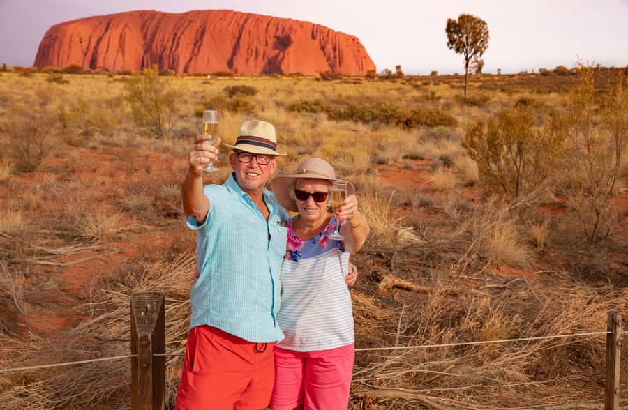 From Alice Springs: Day Trip to Uluru with BBQ Dinner - The five-hour road to the Red Centre