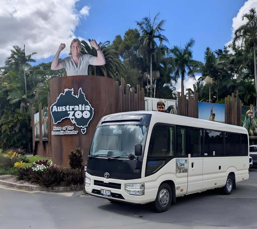 From Brisbane: Australia Zoo Transfer and Entry Ticket - Booking details worth knowing