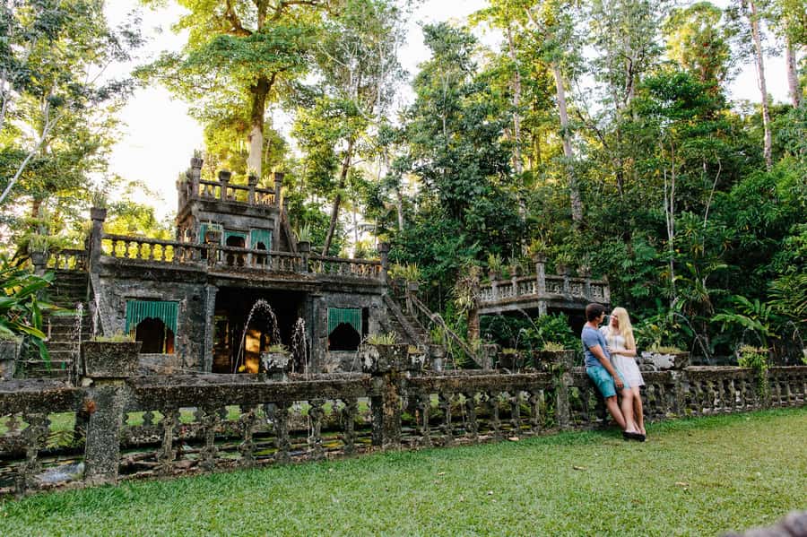 From Cairns: Atherton Tablelands and Paronella Park Day Trip - Early pickup and the climb to the tablelands