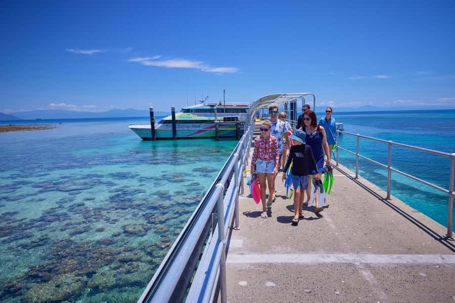 From Cairns: Green Island Half-Day Morning Cruise - Who should book this morning cruise