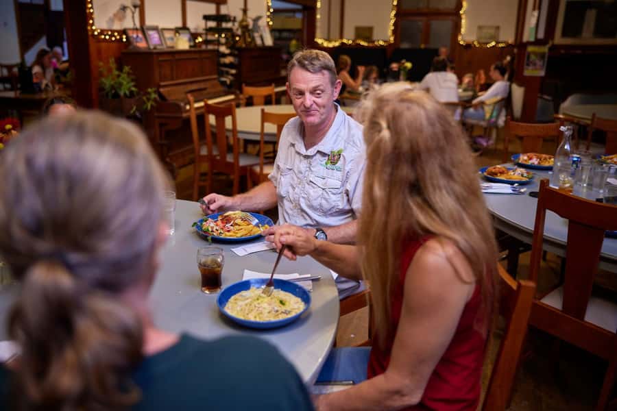 From Cairns: Rainforest & Nocturnal Wildlife Tour - Dinner in Yungaburra before the night walk