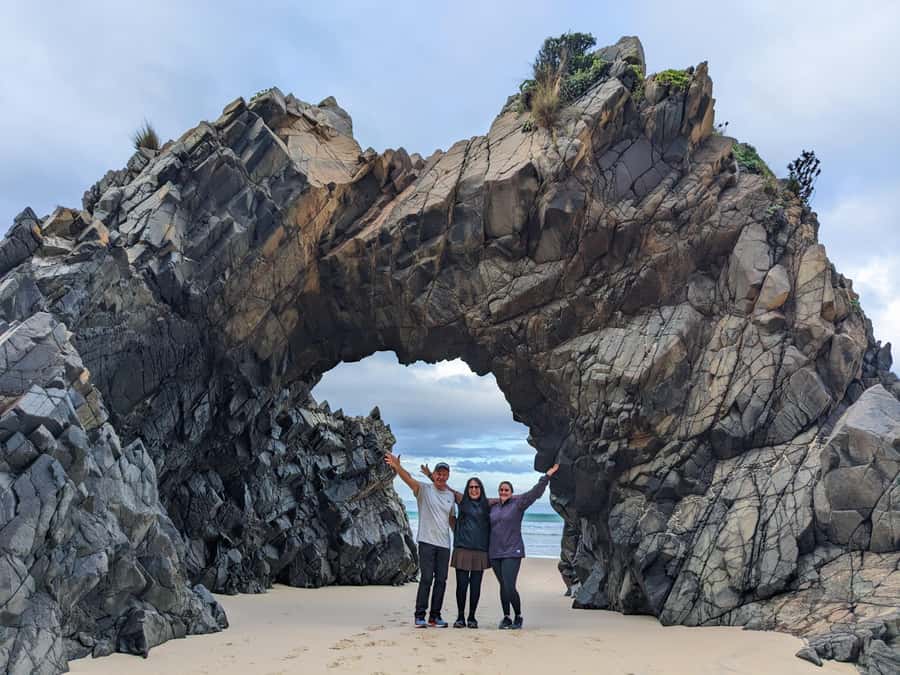 From Hobart: Bruny Island Nature & Produce Adventure Tour - Lunch at Adventure Bay