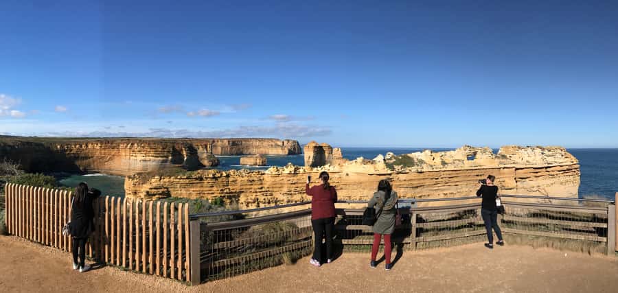 From Melbourne: Great Ocean Road Boutique Tour in Reverse - A 30-minute rainforest walk at Maits Rest