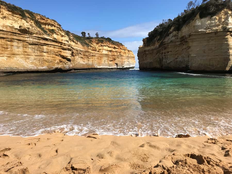 From Melbourne: Great Ocean Road Boutique Tour in Reverse - Lunch in Apollo Bay and the long coastal return