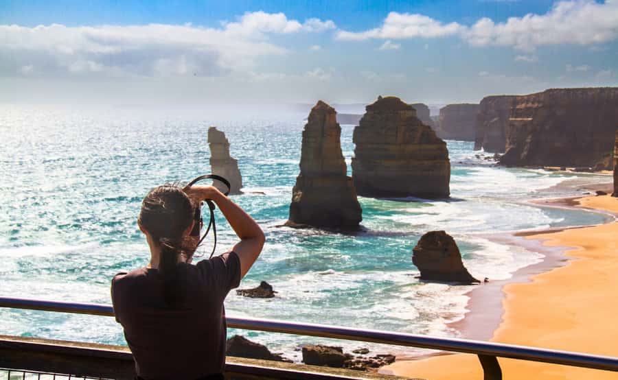From Melbourne: Great Ocean Road Full-Day Guided Trip - From Melbourne to Torquay by coach