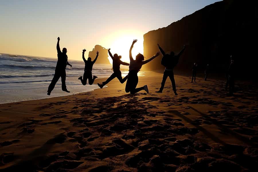 From Melbourne: Great Ocean Road Full-Day Sunset Tour - Lorne, beaches, and the seasonal schedule