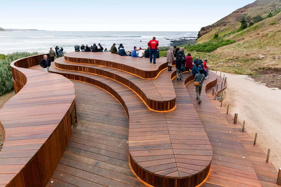 From Melbourne: Phillip Island Penguin Parade Express Tour - The return to Melbourne is direct but late