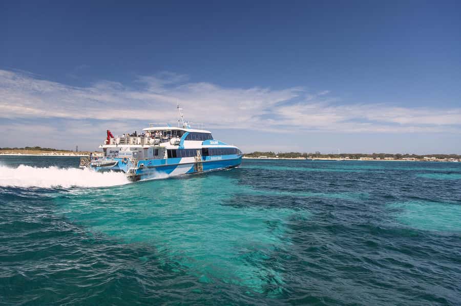 From Perth or Fremantle: Rottnest Island Ferry and Bus Tour - Why this ferry and bus plan works well