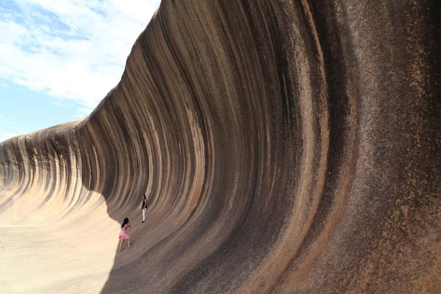 From Perth: Wave Rock, York and Aboriginal Cultural Tour - Lunch at the Wildflower Shoppe and Cafe
