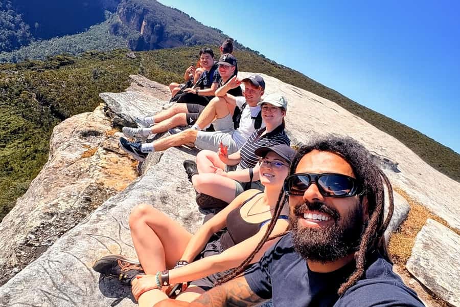 From Sydney: Blue Moutains and Featherdale Day Tour - Featherdale Wildlife Park before the crowds
