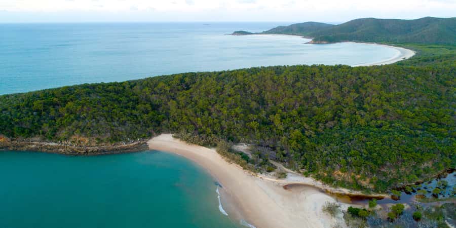 From Yeppoon: Great Keppel Island Snorkeling Hire with Lunch - A ferry ride that begins the Great Keppel Island day