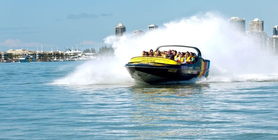 Gold Coast: 1-Hour Extreme Jet Boat Ride - What the 360-degree spins feel like