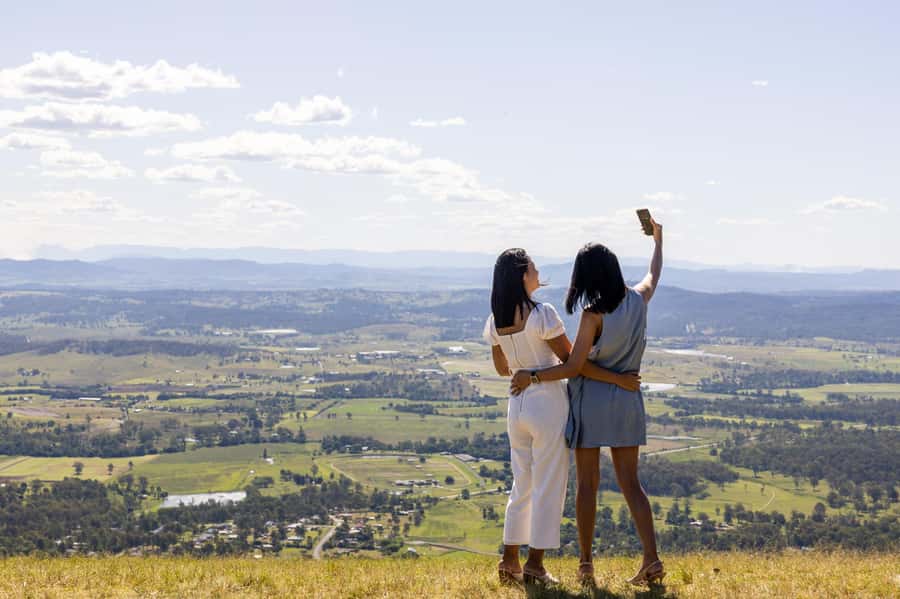 Gold Coast: Hop on Hop off Bus to Tamborine Mountain - Choosing between Tamborine’s rainforest walks