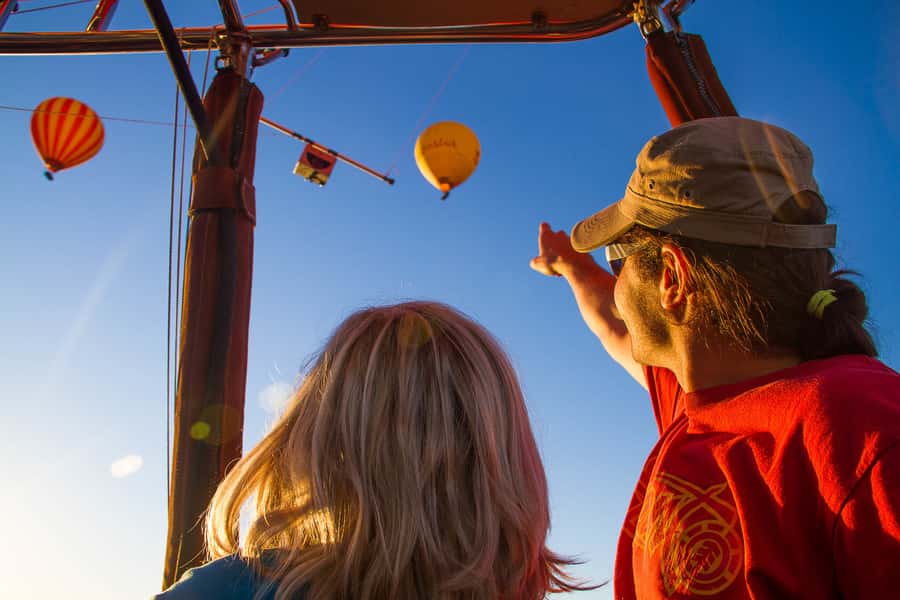 Gold Coast: Hot Air Balloon Flight, Sparkling Wine & Photos - What the $130 photo pack adds