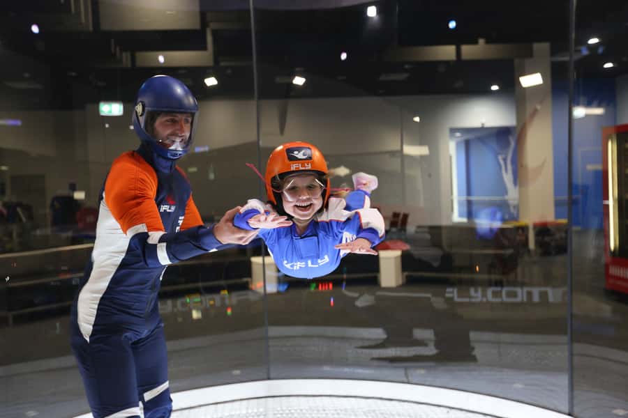 Gold Coast: Indoor Skydiving Experience - Your first flight: learning to hold your body